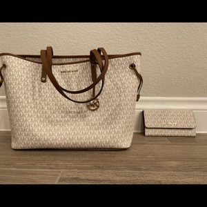 Michael Kors Purse & Wallet